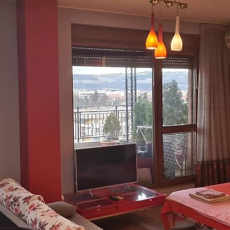 Unique Studio- Great Balcony And View! Parking Possibility! Велико-Тирново Екстер'єр фото