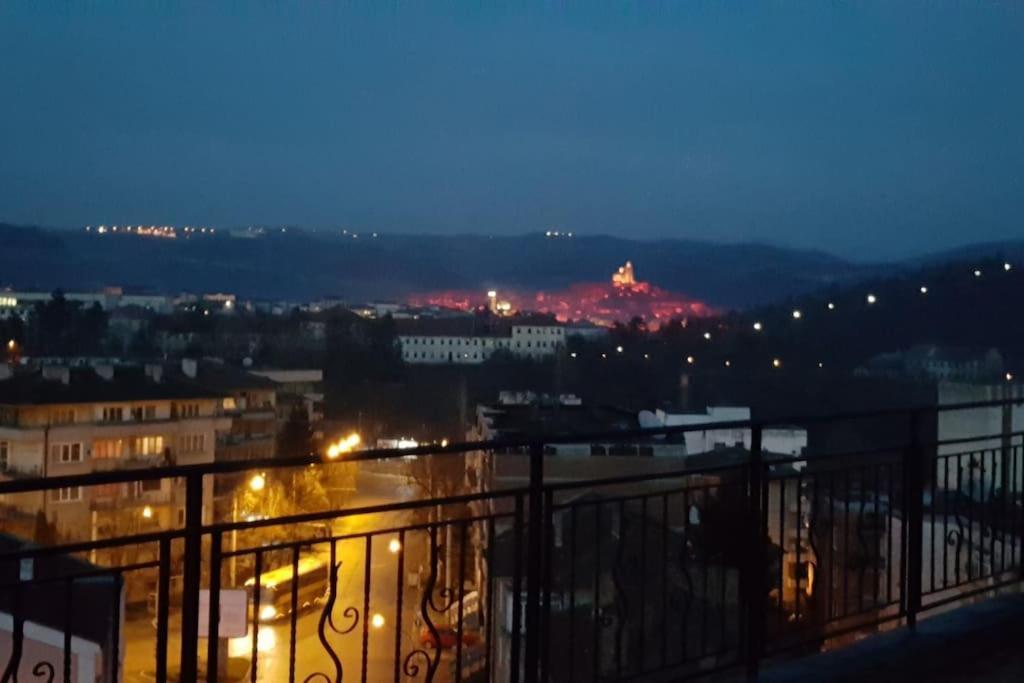 Unique Studio- Great Balcony And View! Parking Possibility! Велико-Тирново Екстер'єр фото